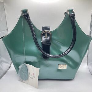 Beijo Shoulder Bag Purse Handbag Shiny Patent Green W/ Magnetic Clasp
